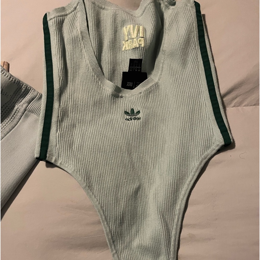Ivy park fit gentle used wore 3x … sold together